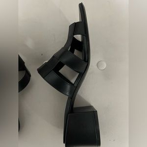 Burberry black heel sandal
